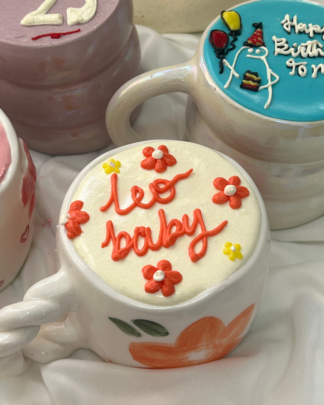 Leo Baby Mugnificent Cake