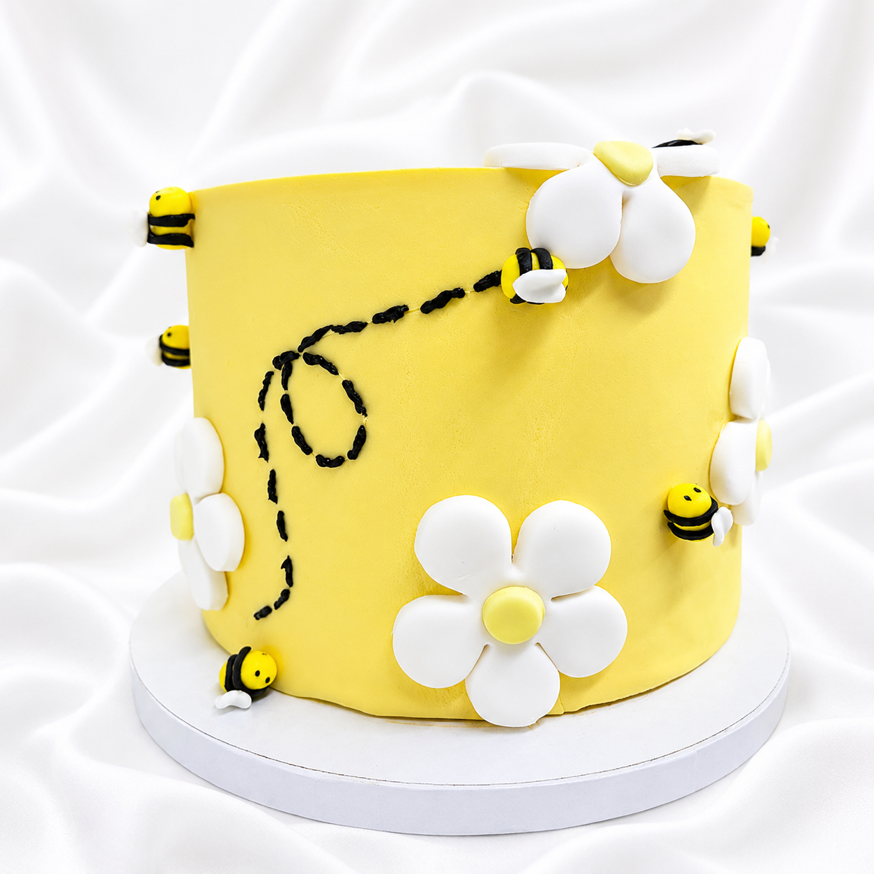 The Busy Bee Cake