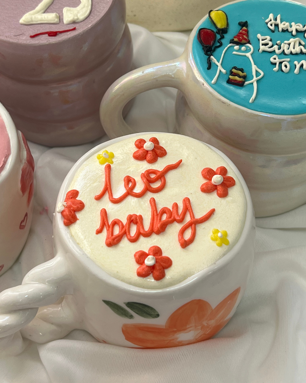 Leo Baby Mugnificent Cake