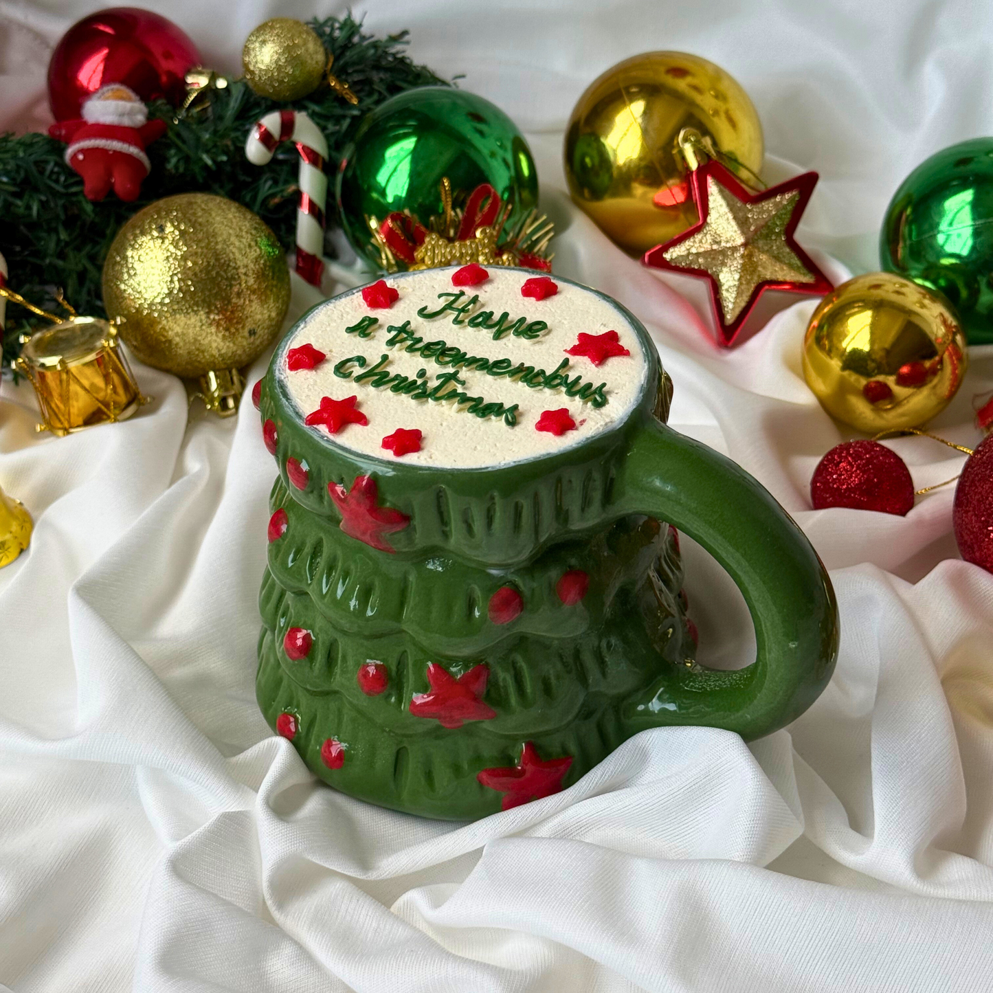 Mugnificent Treemendous Christmas Cake