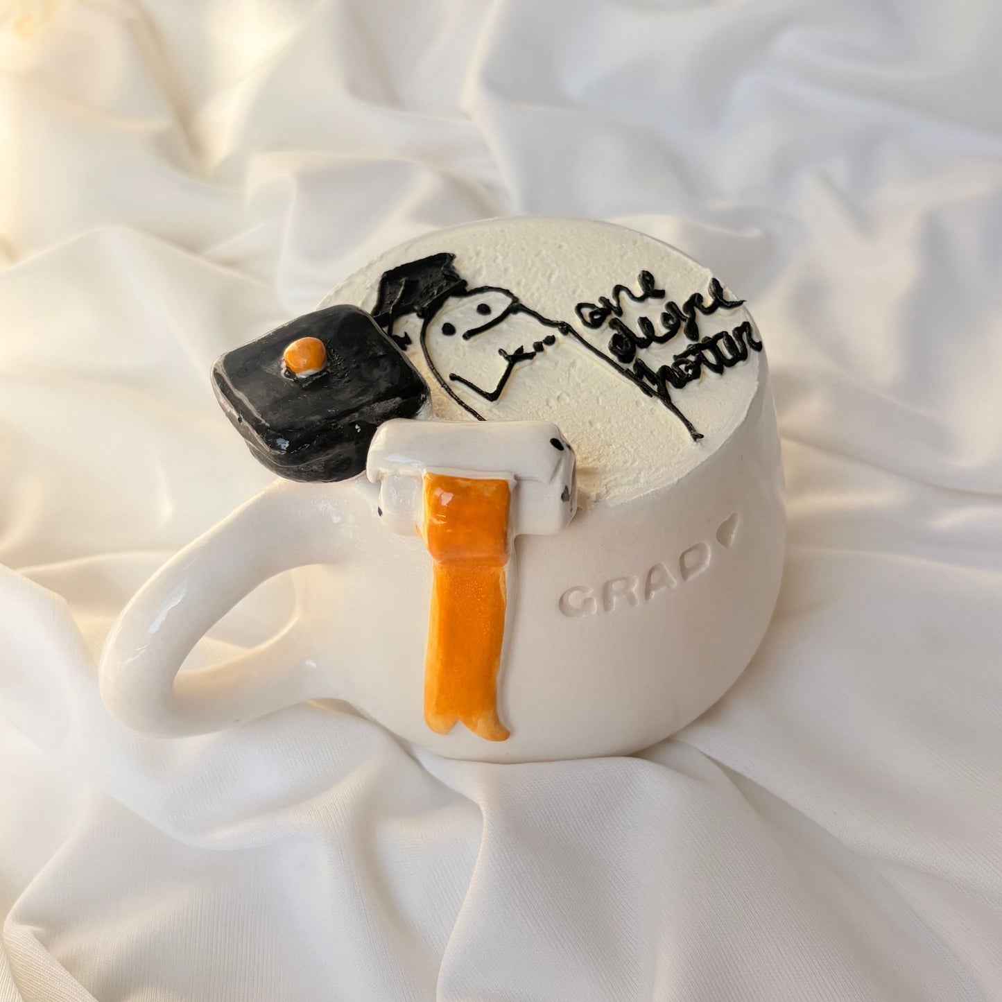 A Degree Hotter Mugnificent Cake 🎓☕✨