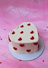 Load image into Gallery viewer, Sweetheart’s Heart Cake