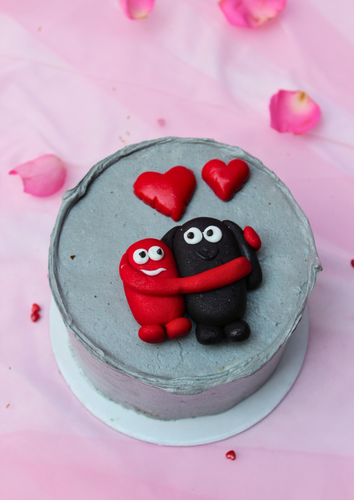 Love Bug Hug Cake