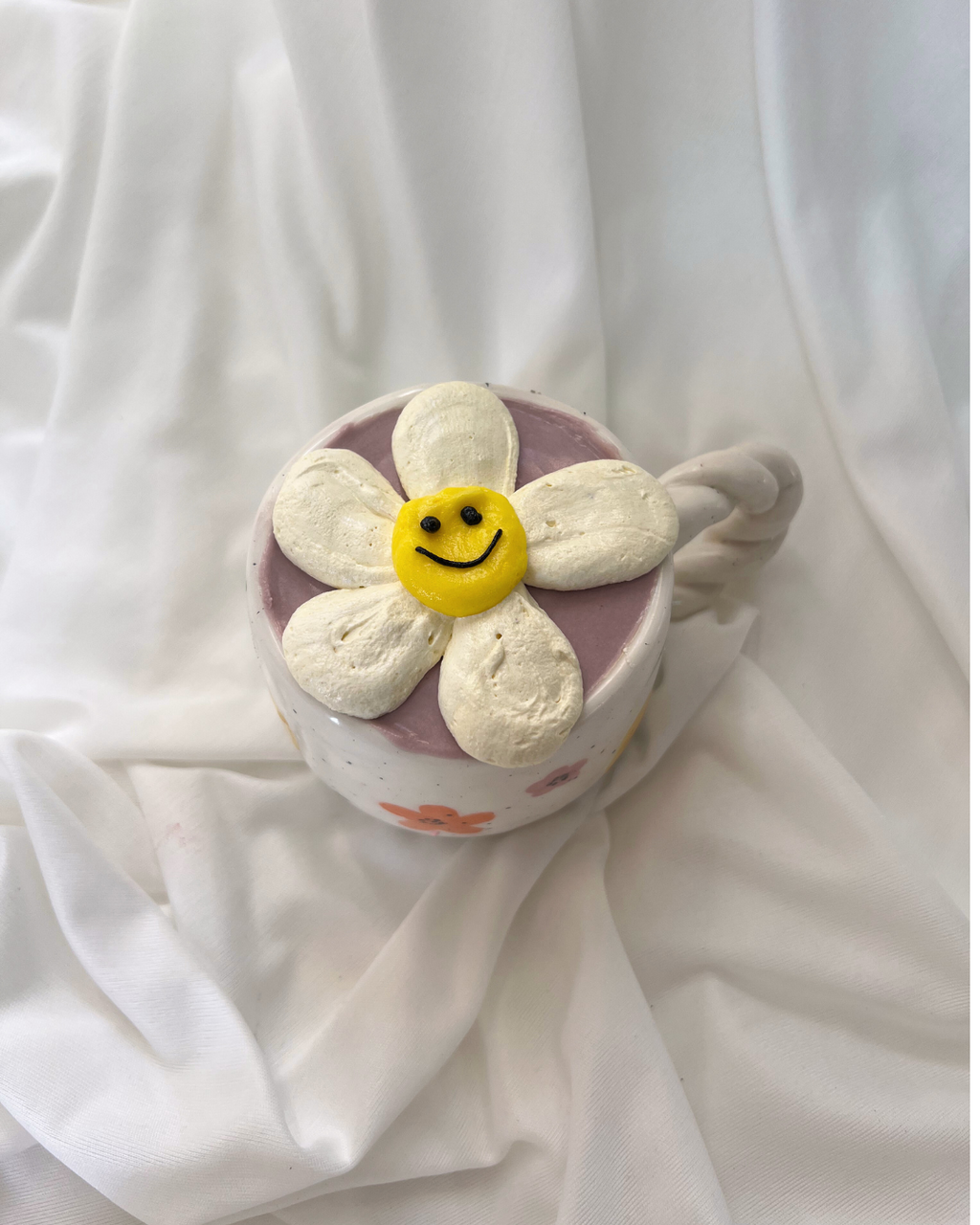 Its A Full Daisy Mugnificent Cake