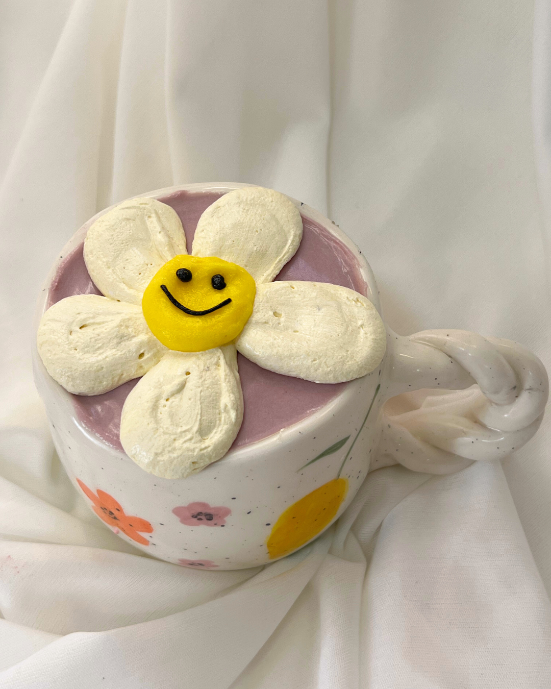 Its A Full Daisy Mugnificent Cake