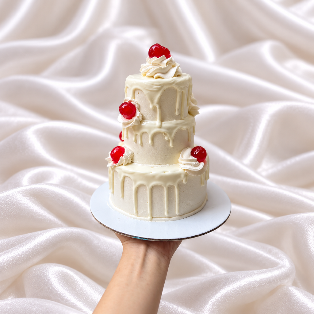 The Itsy Bitsy Cherry Cake
