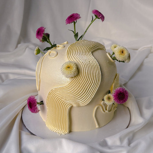 Golden Wave Floral Cake