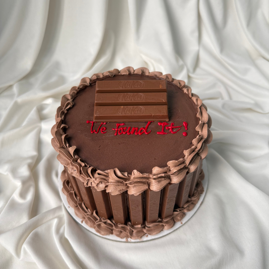 The Missing KitKat Cake 🍫