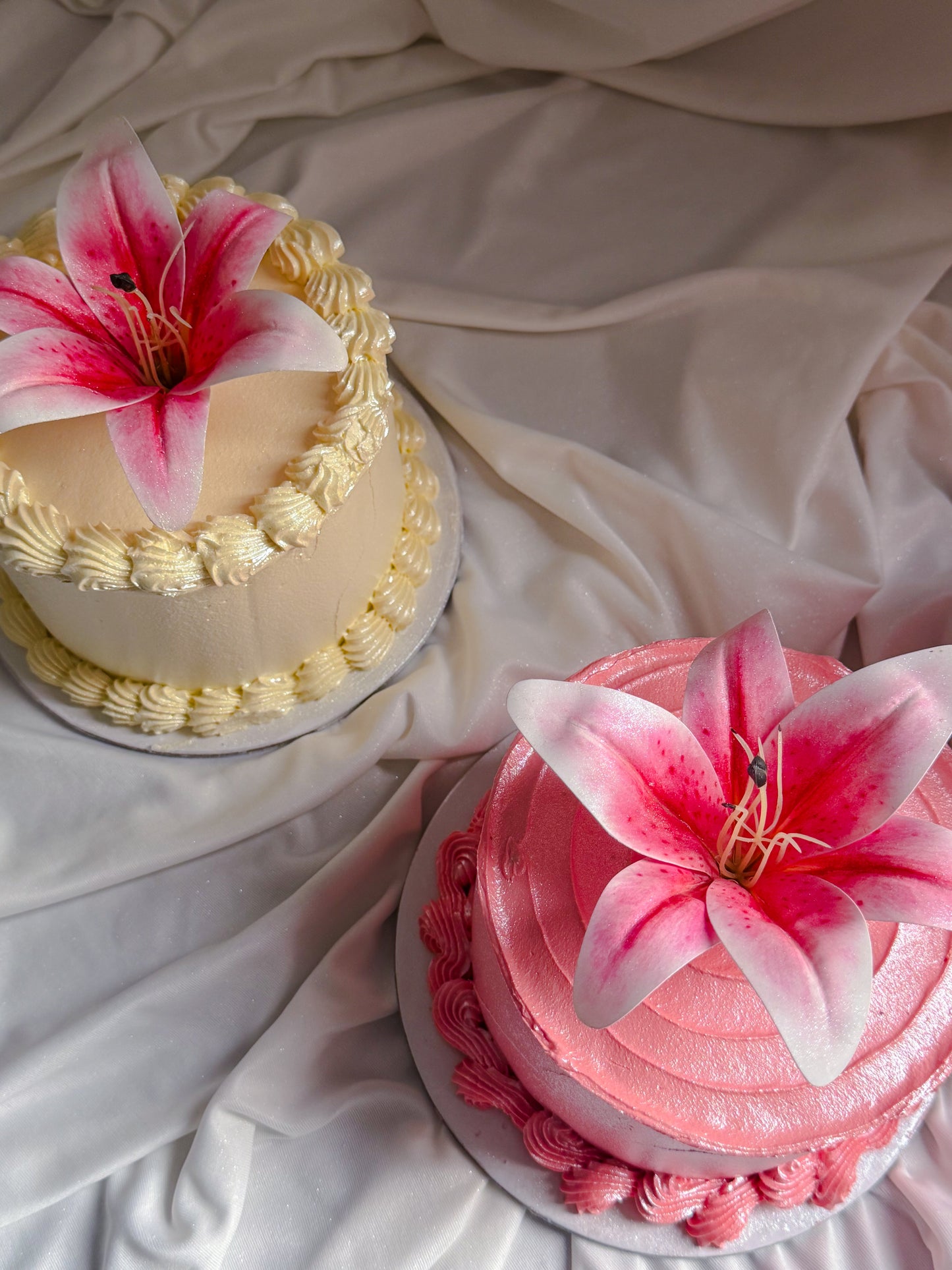 The Lily Bloom Cake