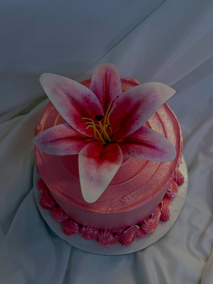 The Lily Bloom Cake