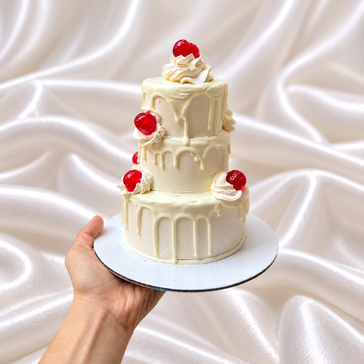The Itsy Bitsy Cherry Cake