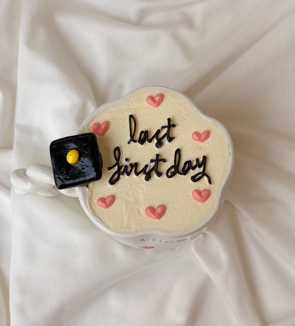 Grad Day Mugnificent Cake 🎓☕✨