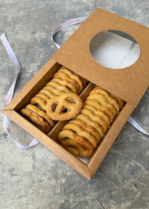Sugared Pretzel Tea Biscuits Box