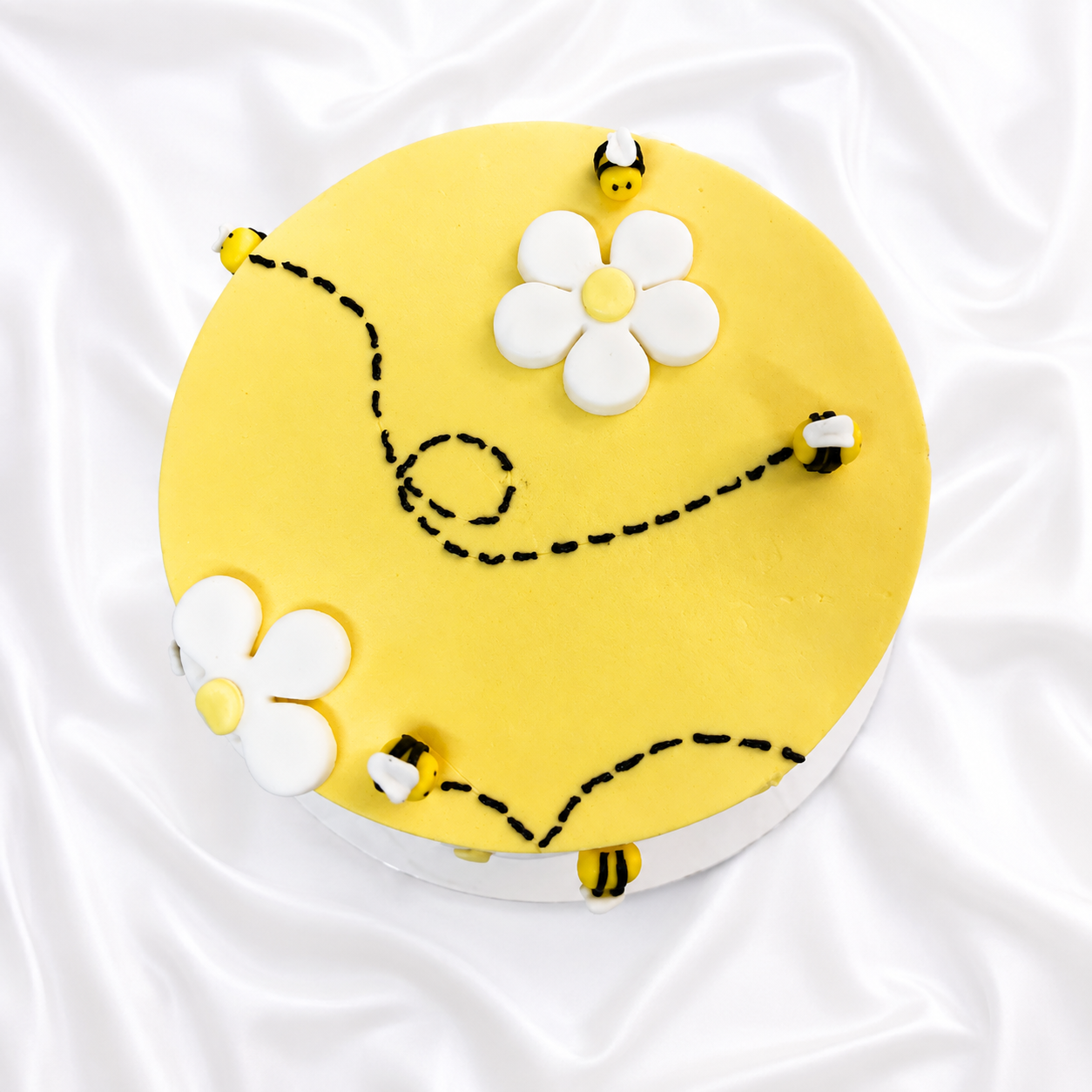 The Busy Bee Cake