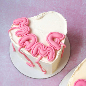 Heartfelt MAMA Cake