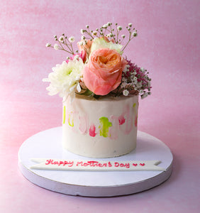 Elegant Bloom Floral Cake