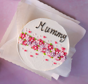 Mummy’s Hidden Message Garden Cake