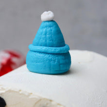 Load image into Gallery viewer, Snow Man Half Cake! - Nino’s Bakery