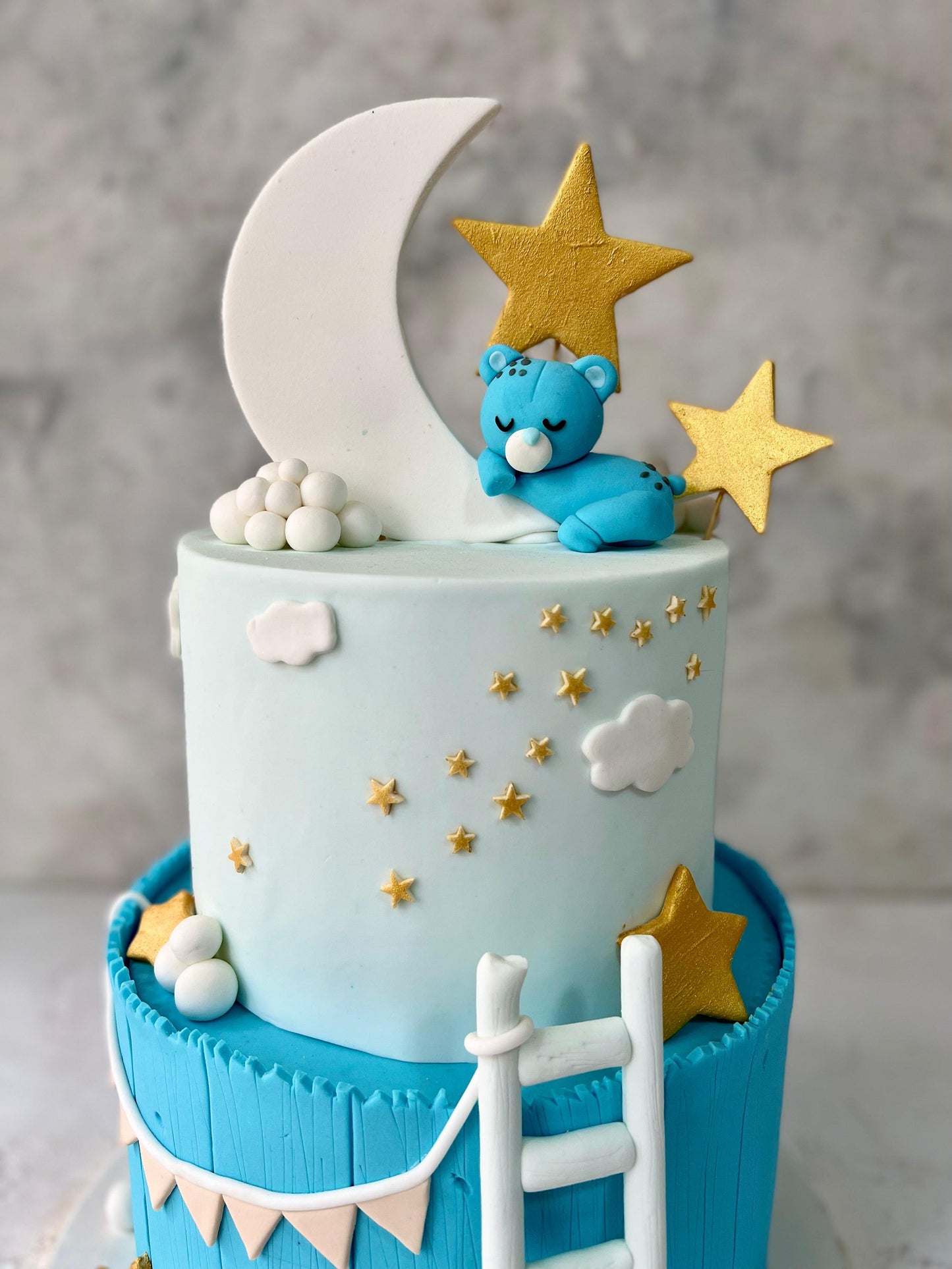 Welcoming A Golden Star Cake - Nino’s Bakery